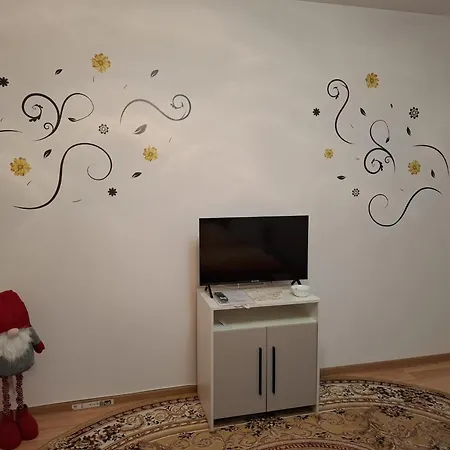 Central Room Apartment *
