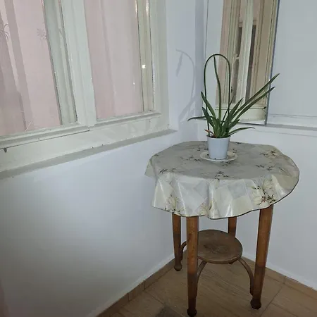 Central Room Apartment Bucharest